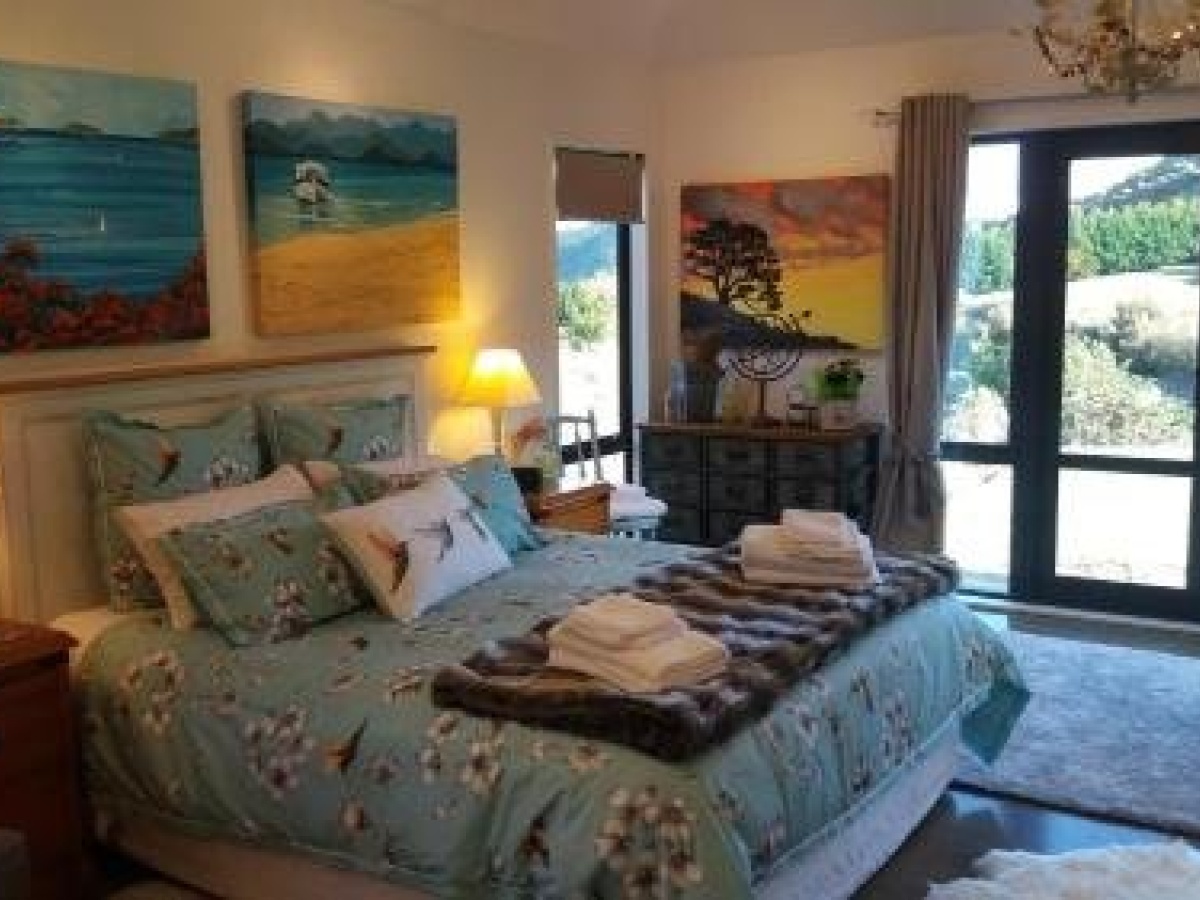 Capes & Points In Upper Hutt localista