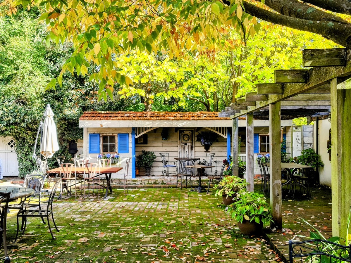 Eating And Drinking In Springston localista